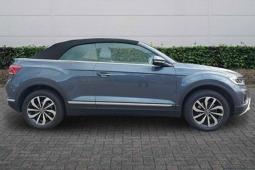 Volkswagen T-Roc 1.5 Tsi Style BA73ZBD Black #4