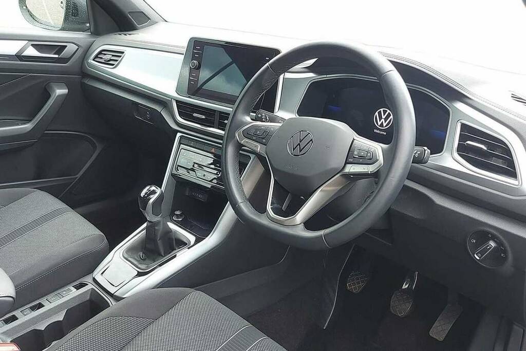 Volkswagen T-Roc 1.5 Tsi Style BA73ZBD Black #6