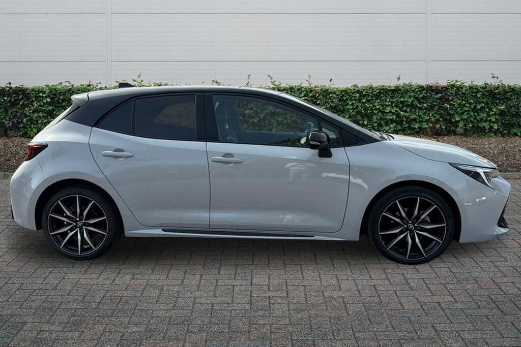 Toyota Corolla 1.8 Hybrid Gr Sport Cvt FP74WRV White #5