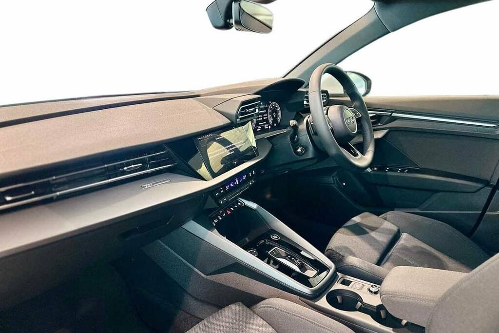 Audi A3 1.5 Tfsi E 204 Sport S Tronic BV26AXF White #2