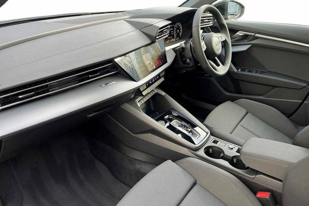 Audi A3 1.5 Tfsi 150 Sport S Tronic BV26ELJ Black #2