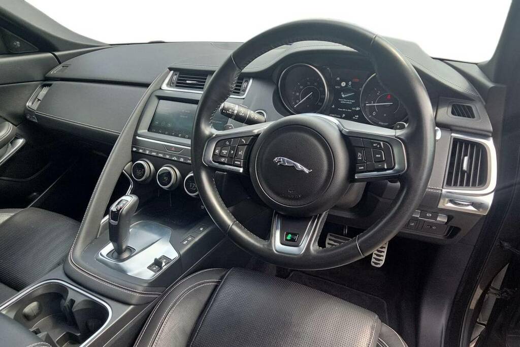 Jaguar E-Pace 2.0D 180 R-dynamic S FJ70XRV Grey #4