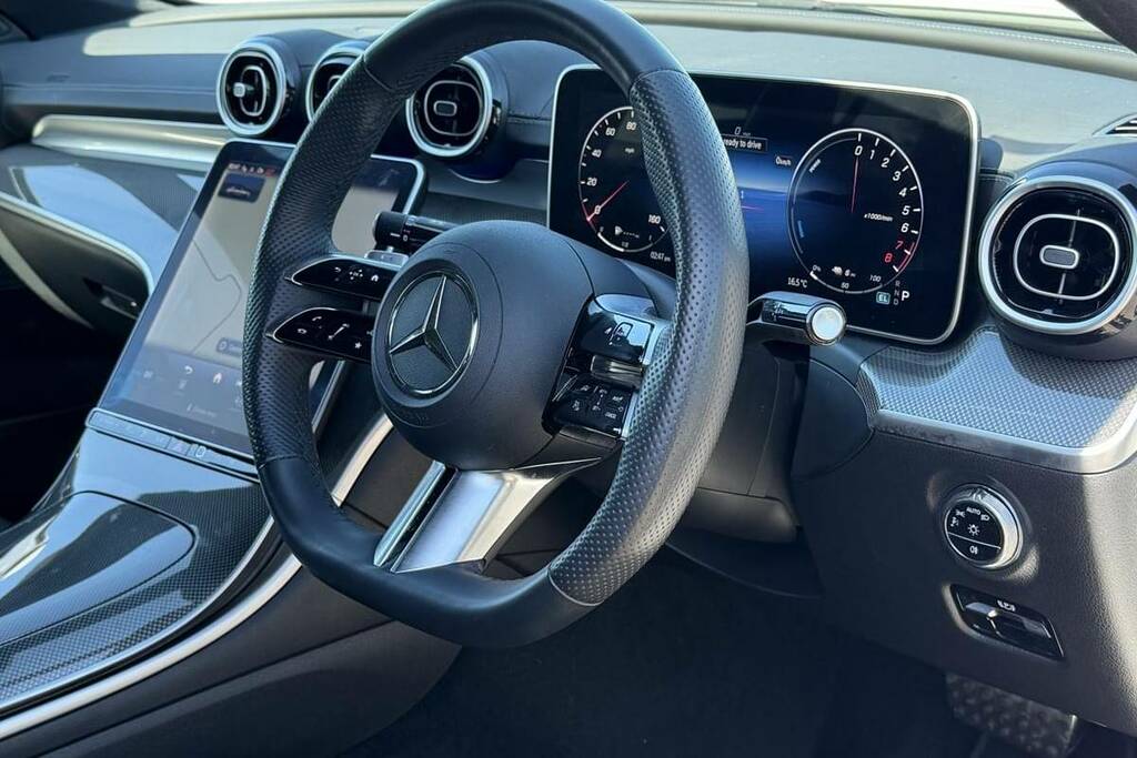 Mercedes-Benz C Class C300e Amg Line Premium 9G-tronic KR73XNY White #4