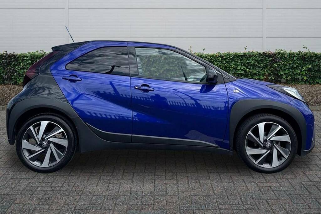 Toyota Aygo X 1.0 Vvt-i Exclusive VN24LUD Blue #5