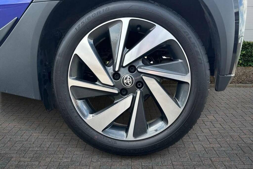 Toyota Aygo X 1.0 Vvt-i Exclusive VN24LUD Blue #6