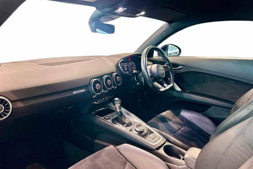 Audi TT 45 Tfsi Sport S Tronic KW70XVN Blue #2