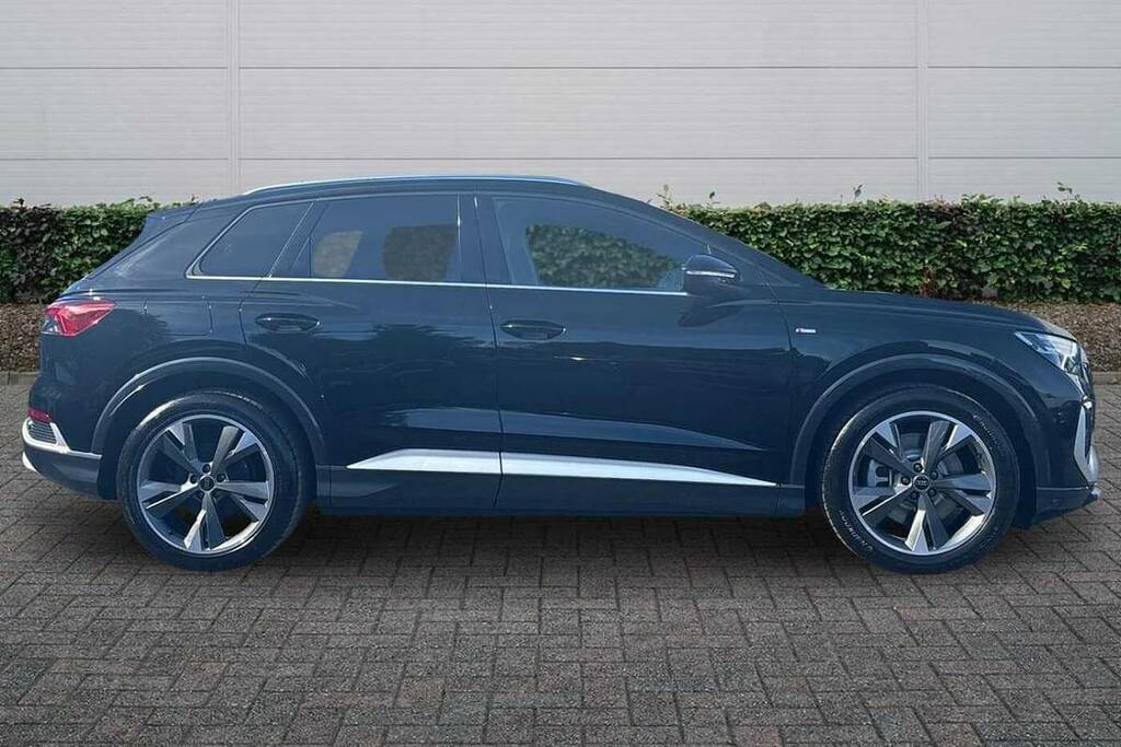 Audi Q4 E Tron 210Kw 45 82Kwh S Line Leather VK26RLZ Black #4