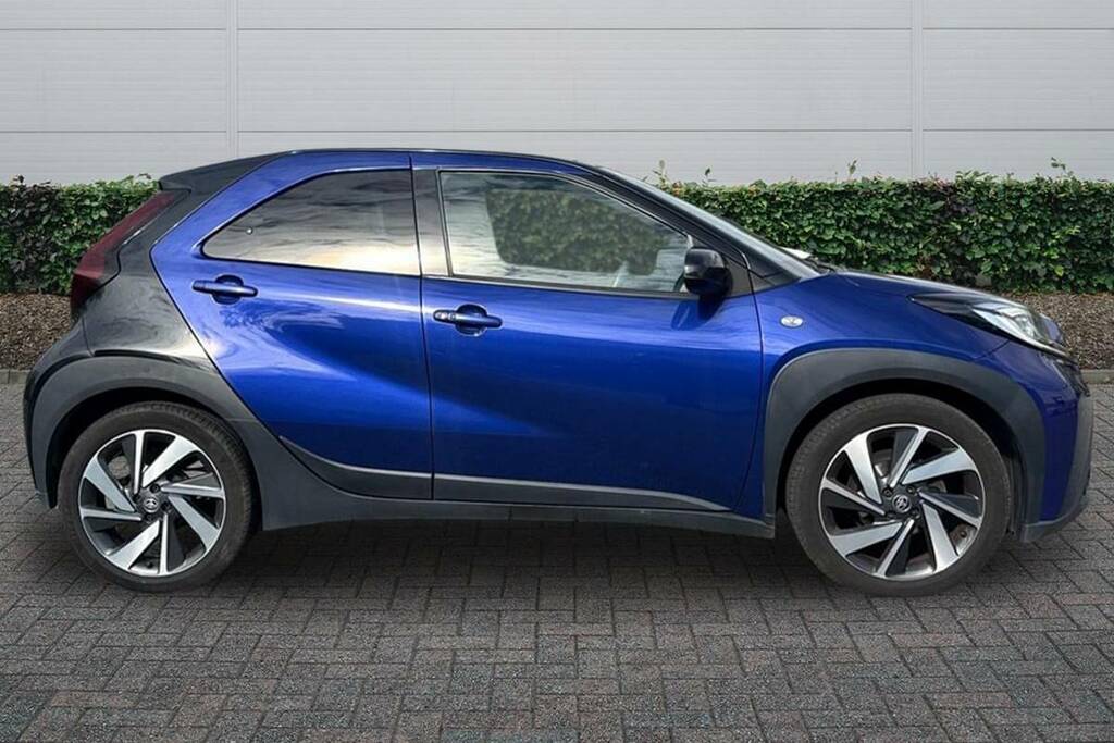 Toyota Aygo X 1.0 Vvt-i Exclusive BD22KHK Blue #5