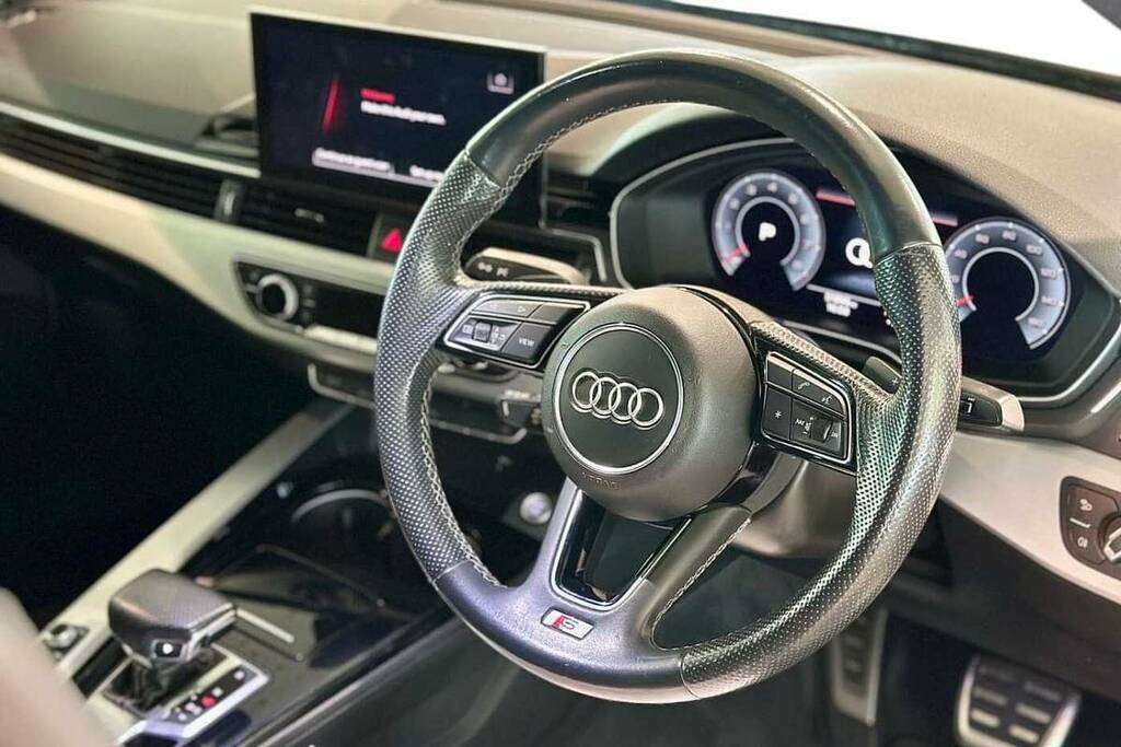 Audi A4 35 Tfsi S Line S Tronic MT70XFJ Grey #6