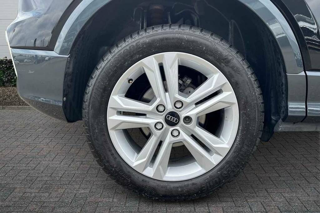 Audi Q2 35 Tfsi Sport S Tronic BL24NZS Black #5