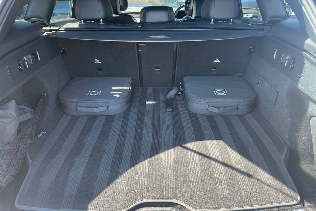 Mercedes-Benz GLC Class 300E 4Matic Amg Line 9G-tronic FX75MFY Black #2