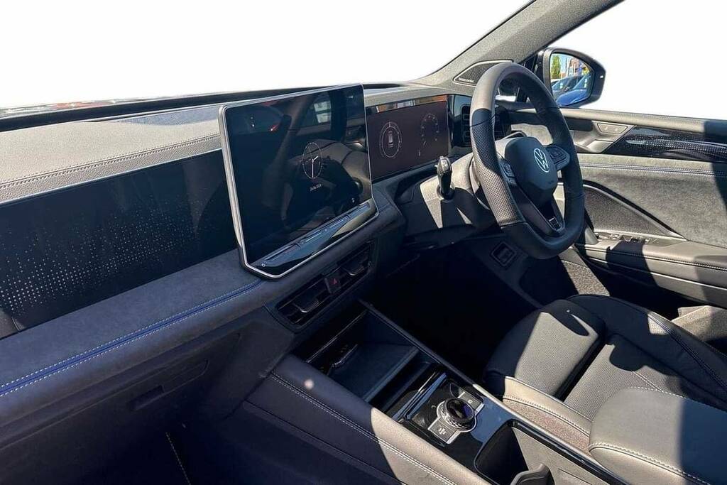 Volkswagen Tiguan 1.5 Tsi 272 Ehybrid R-line Dsg BG26SDX Silver #2