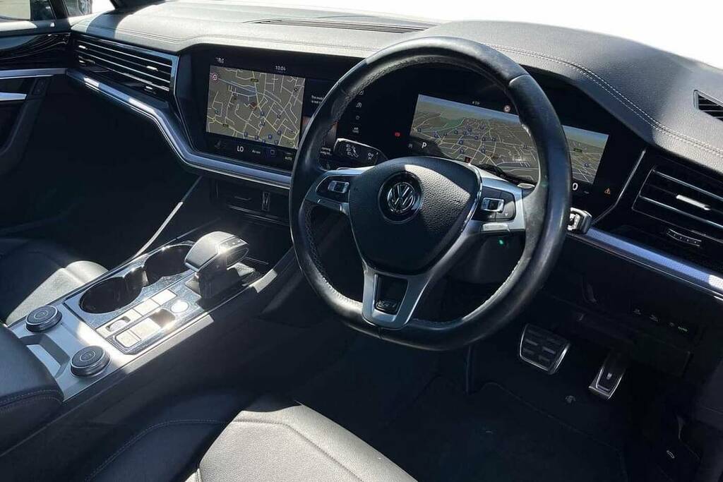 Volkswagen Touareg 3.0 V6 Tsi 4Motion R-line Tech Tip Black #6