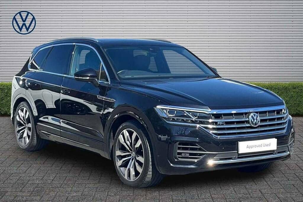 Volkswagen Touareg 3.0 V6 Tsi 4Motion R-line Tech Tip Black