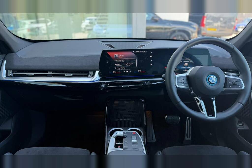 BMW iX1 150Kw Edrive20 Shadow Edition 65Kwh White #5
