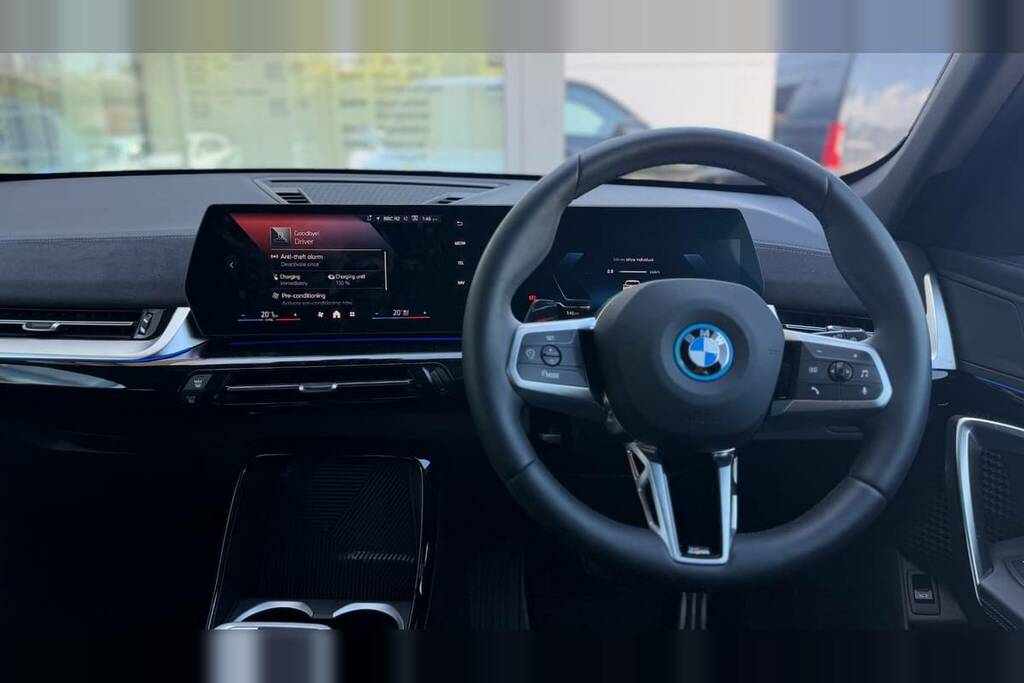 BMW iX1 150Kw Edrive20 Shadow Edition 65Kwh White #6