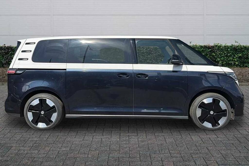 Volkswagen ID.Buzz 210Kw Style Pro 86Kwh Lwb 7 Seat Blue #4