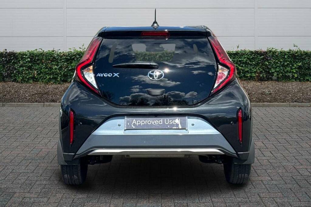 Toyota Aygo X 1.0 Vvt-i Exclusive BF74CEK Grey #4
