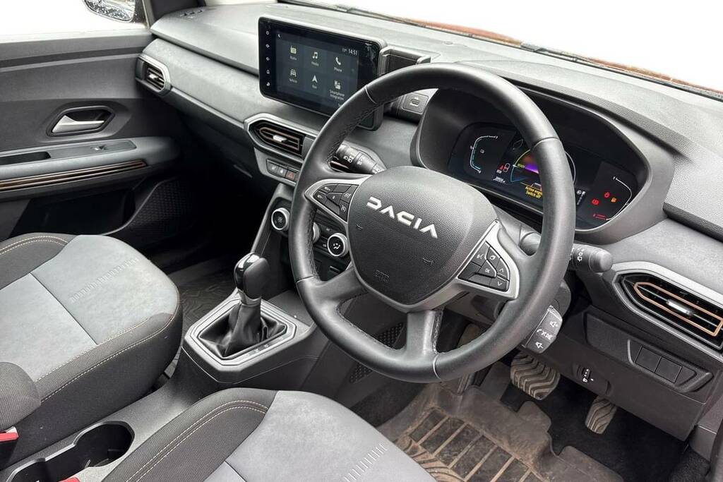 Dacia Jogger 1.6 Hev Extreme Brown #4