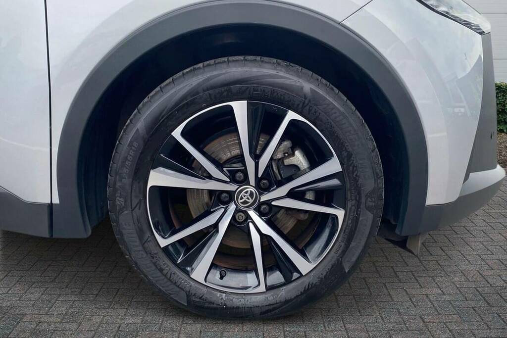 Toyota C-Hr 2.0 Phev Design Cvt GY74SZT Silver #6