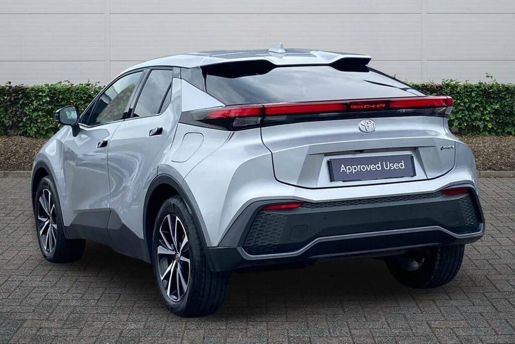 Toyota C-Hr 2.0 Phev Design Cvt GY74SZT Silver #2