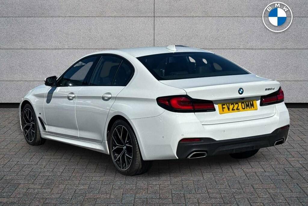 BMW 5 Series 520D Mht M Sport Step White #2