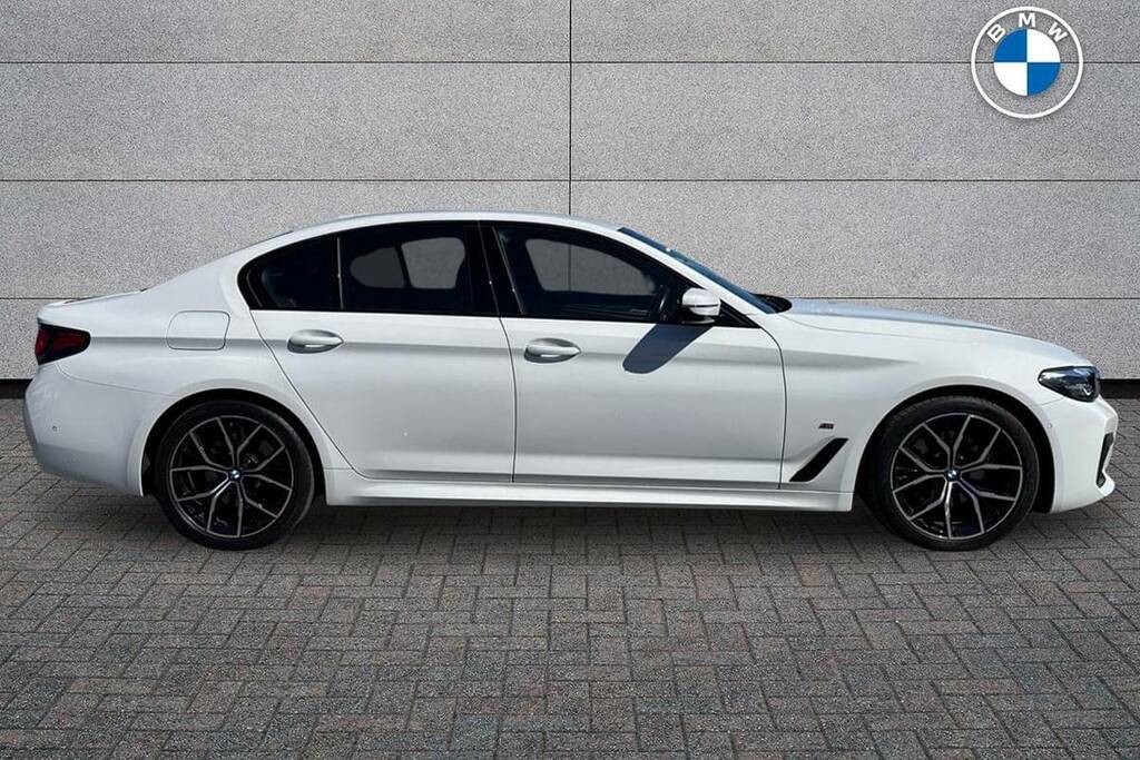 BMW 5 Series 520D Mht M Sport Step White #3