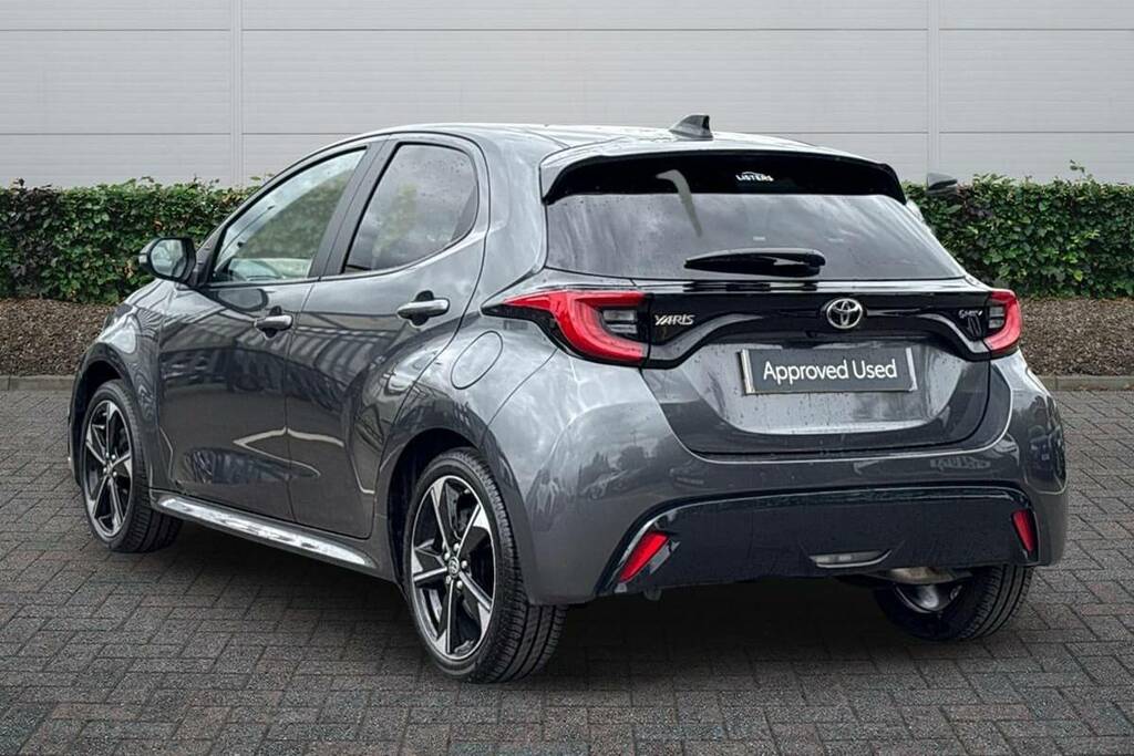 Toyota Yaris 1.5 Hybrid 130 Excel Cvt Grey