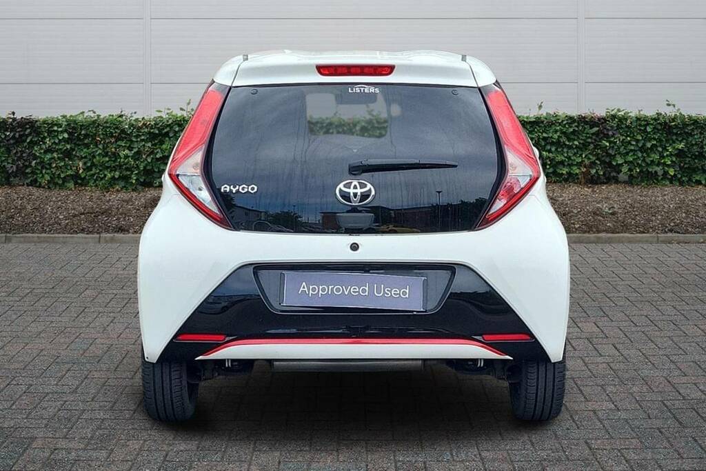 Toyota Aygo 1.0 Vvt-i X-trend X-shift BG20PZM White #4
