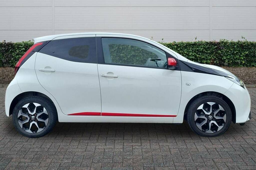 Toyota Aygo 1.0 Vvt-i X-trend X-shift BG20PZM White #5