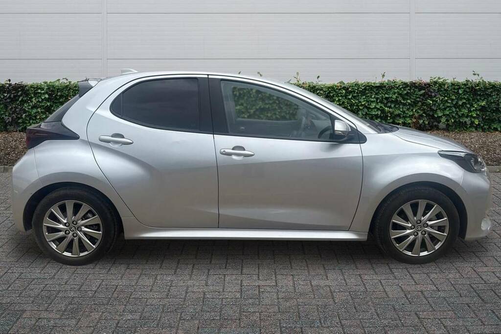 Toyota Yaris 1.5 Hybrid Icon Cvt FT23KVA Silver #5