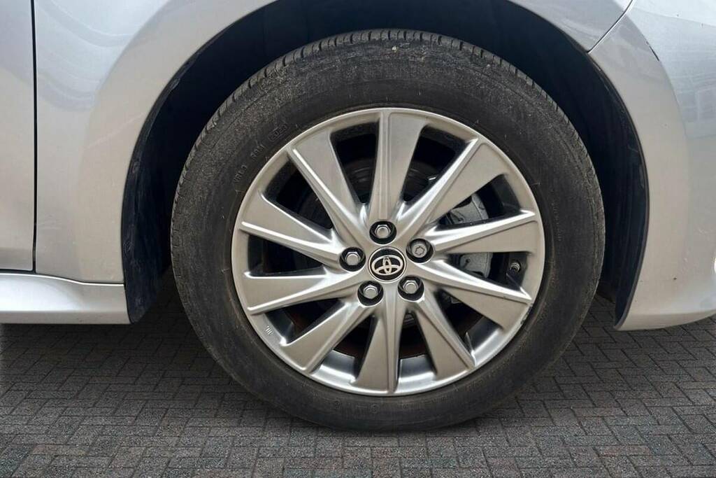 Toyota Yaris 1.5 Hybrid Icon Cvt FT23KVA Silver #6