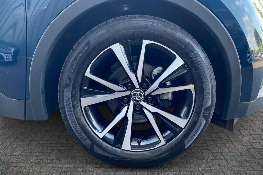 Toyota C-Hr 1.8 Hybrid Design Cvt FD25UEE  #6