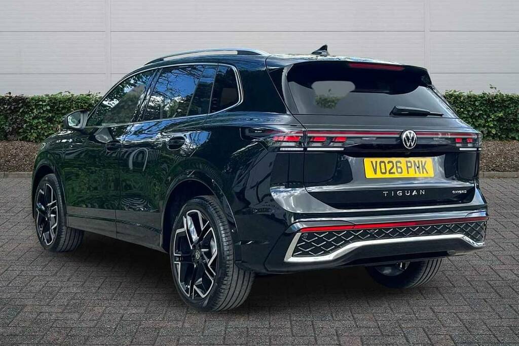 Volkswagen Tiguan 1.5 Tsi 272 Ehybrid R-line Dsg VO26PNK Black #3
