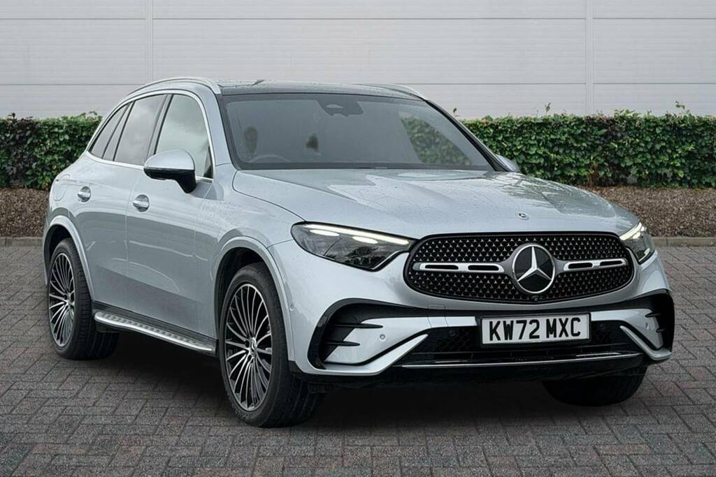 Mercedes-Benz GLC Class 300D 4Matic Amg Line Premium 9G-tronic Silver