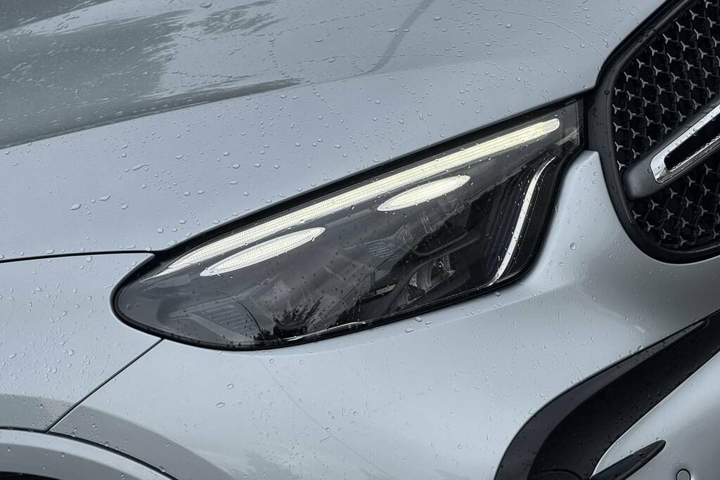 Mercedes-Benz GLC Class 300D 4Matic Amg Line Premium 9G-tronic KW72MXC Silver #5