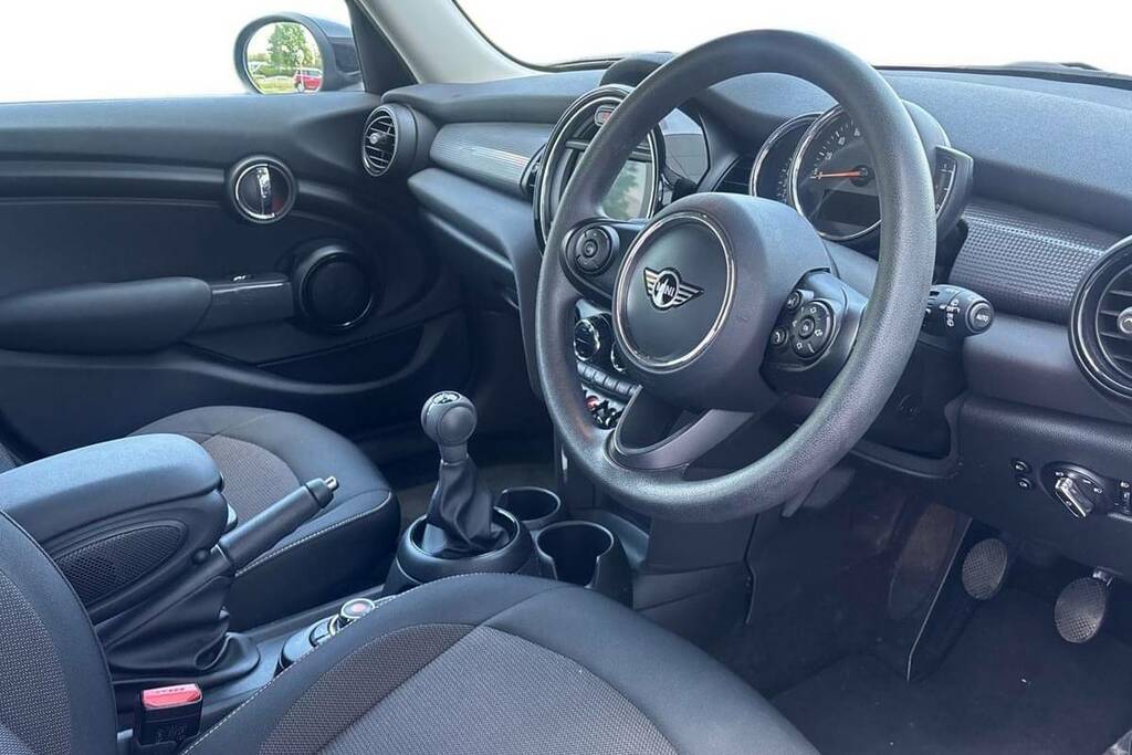 Mini Hatch 1.5 Cooper Classic II LN20CPE Black #6