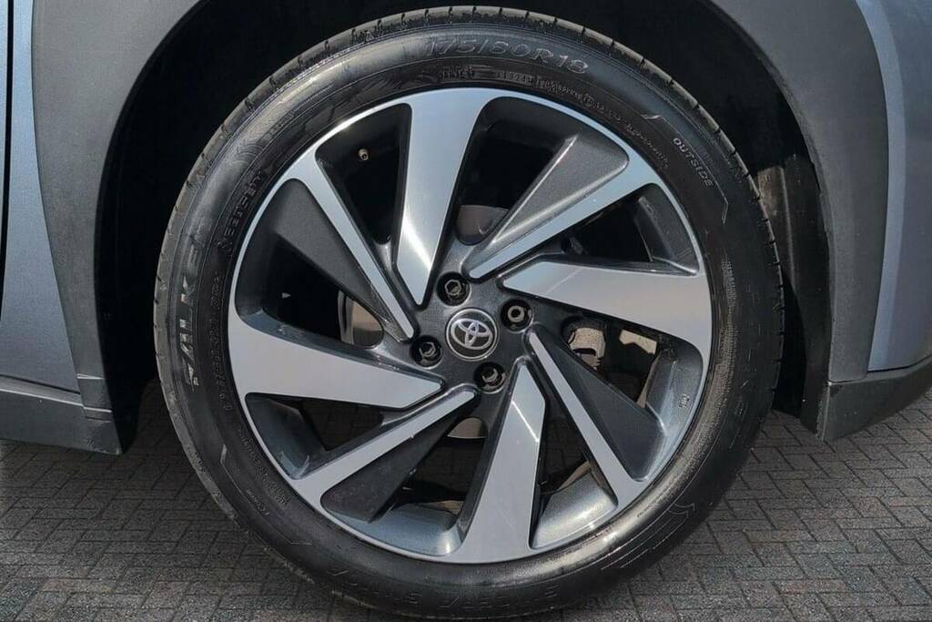Toyota Aygo X 1.0 Vvt-i Exclusive KT24DDL Grey #6