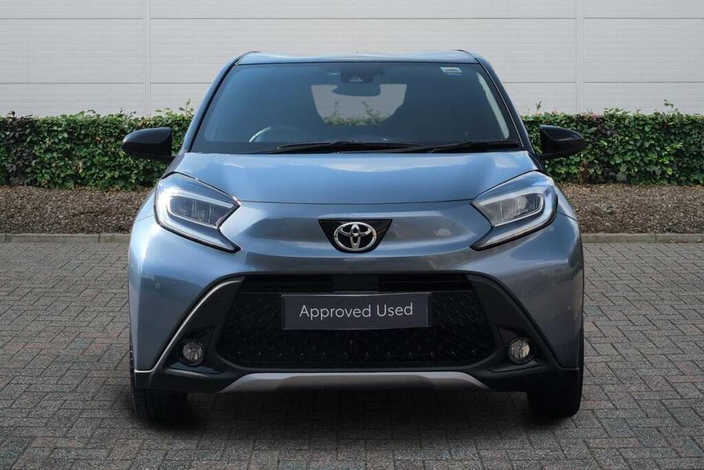 Toyota Aygo X 1.0 Vvt-i Exclusive KT24DDL Grey #3