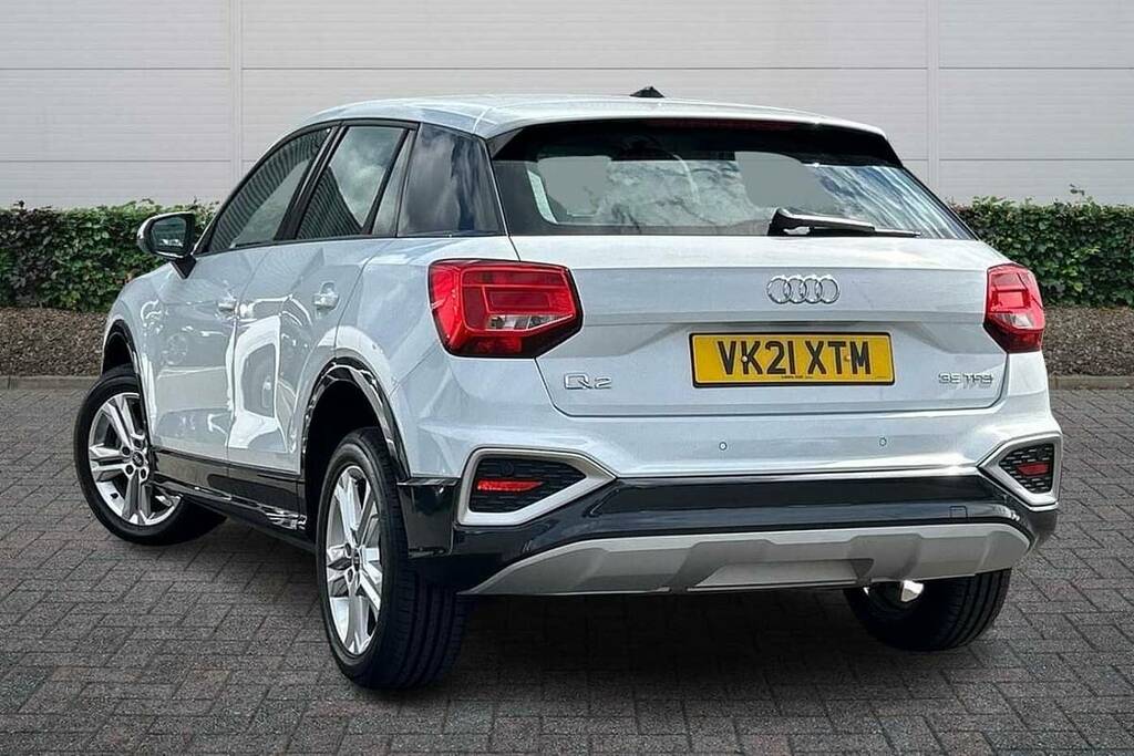 Audi Q2 35 Tfsi Sport White #3