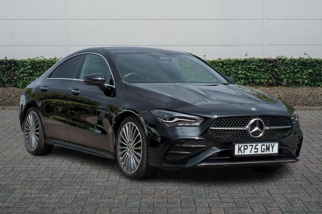Mercedes-Benz CLA Class 200 Amg Line Premium Tip Black