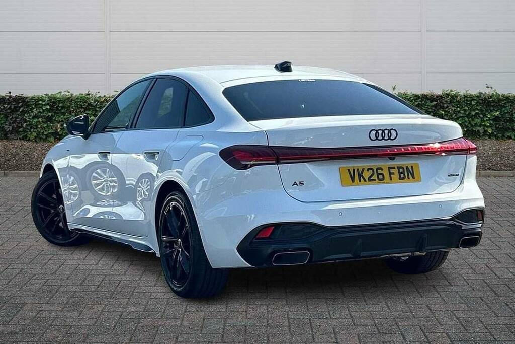 Audi A5 2.0 Tfsi 299 E Quattro Black Ed S Tronic VK26FBN White #3