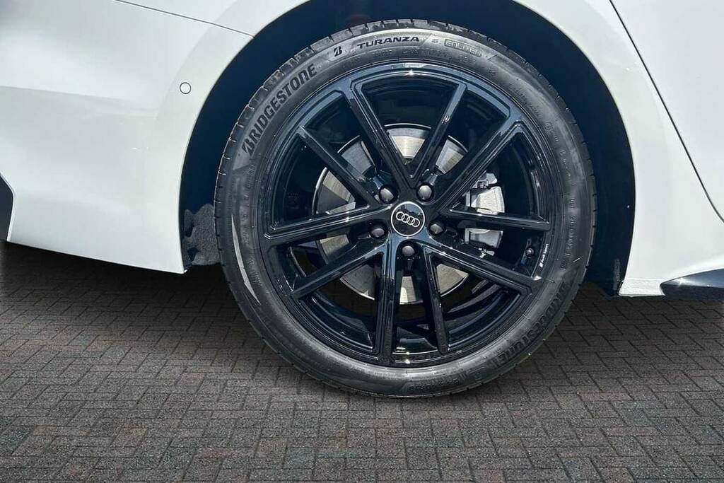 Audi A5 2.0 Tfsi 299 E Quattro Black Ed S Tronic VK26FBN White #5