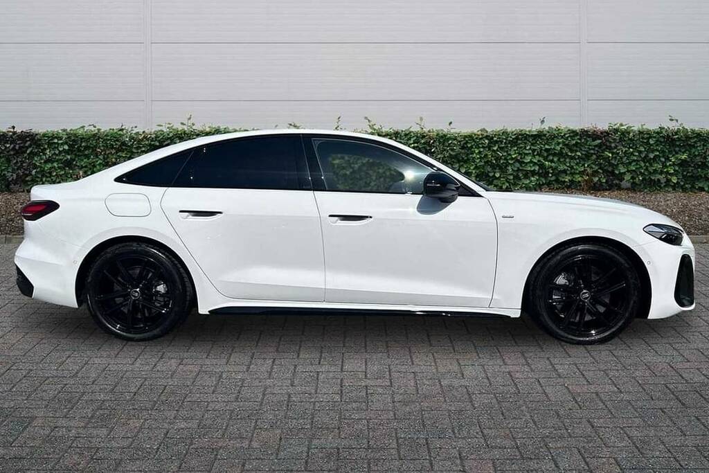 Audi A5 2.0 Tfsi 299 E Quattro Black Ed S Tronic VK26FBN White #4