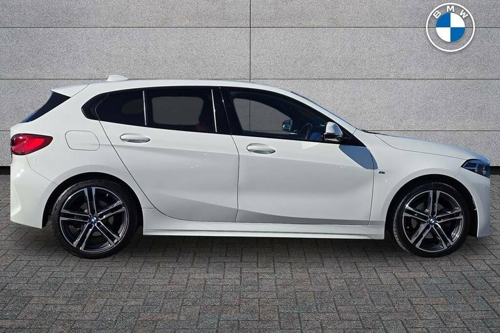 BMW 1 Series 118I M Sport Step VO70WWG White #3