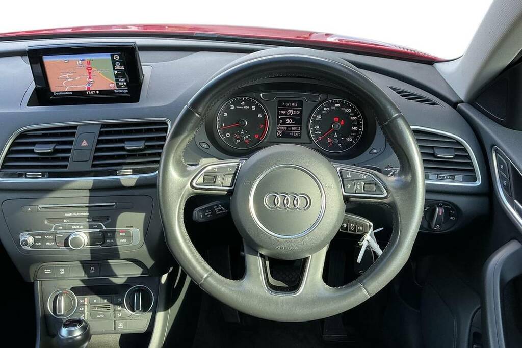 Audi Q3 2.0T Fsi Quattro Se S Tronic Red #4