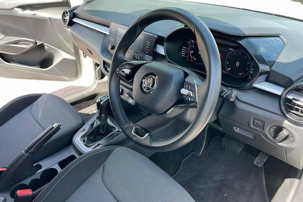 Skoda Fabia 1.0 Tsi 110 Colour Edition Dsg Black #6