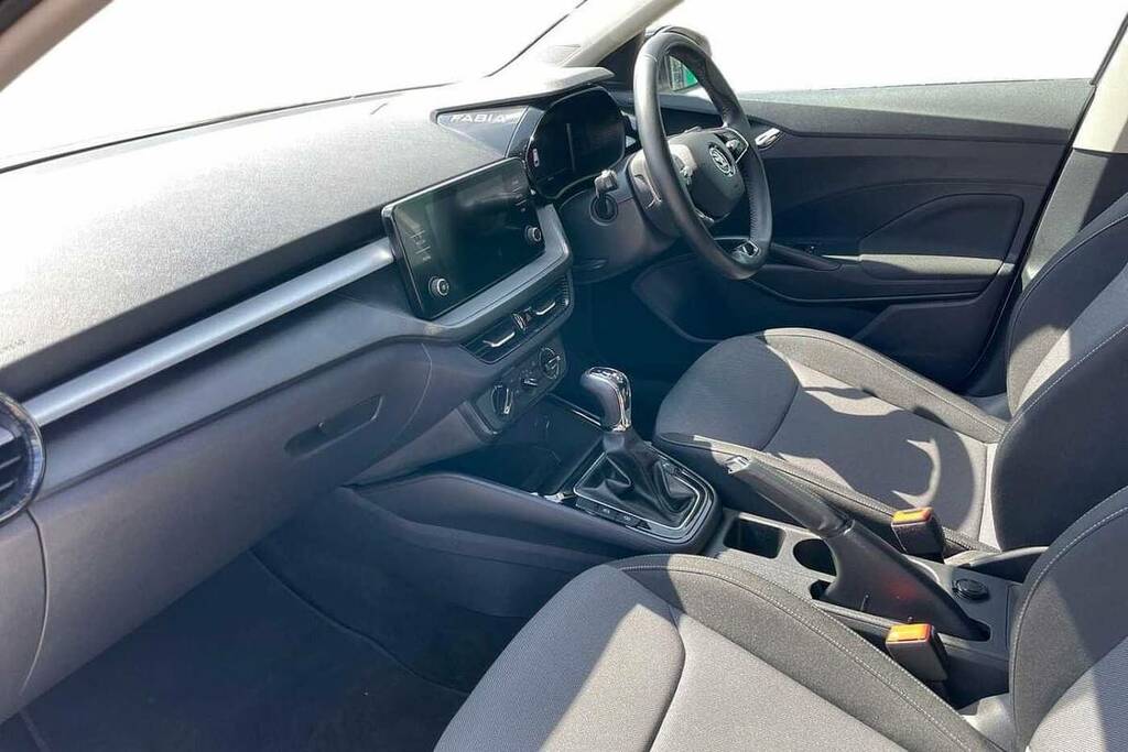 Skoda Fabia 1.0 Tsi 110 Colour Edition Dsg Black #2