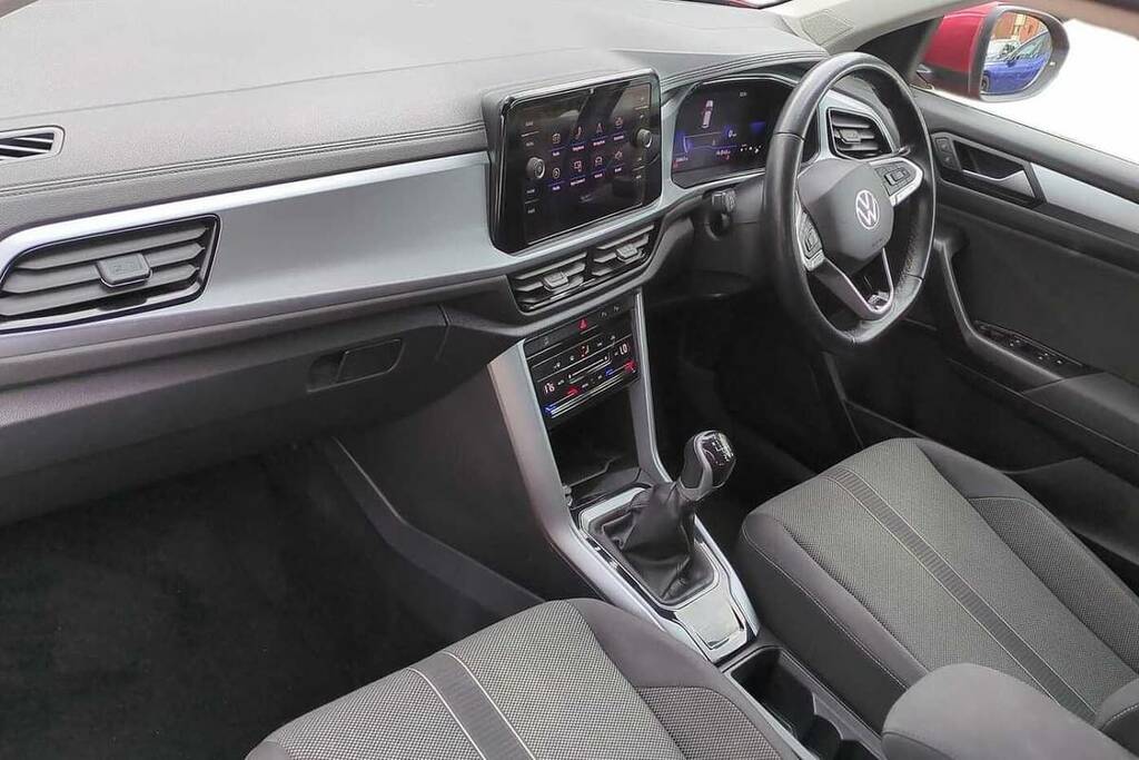 Volkswagen T-Roc 1.0 Tsi Life VA22OXE Red #2