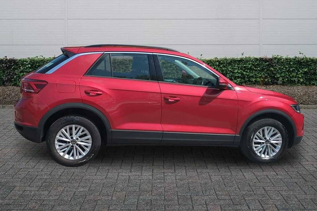 Volkswagen T-Roc 1.0 Tsi Life VA22OXE Red #4
